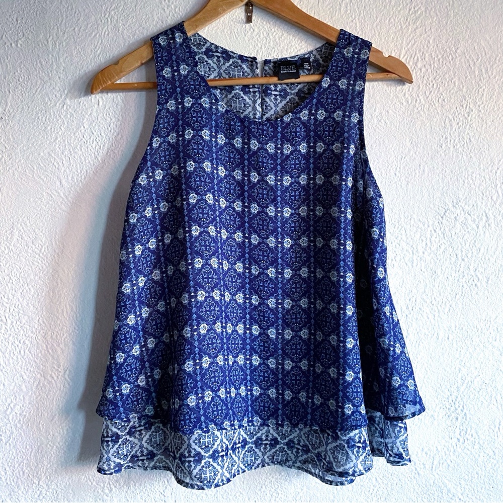 $5 SALE —Saks Fifth Avenue - Double Layered blue patterned tank- Tailored